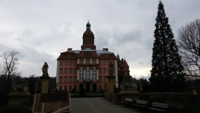 Książ zbiera pieniądze na odbudowę spalonego dachu - 2