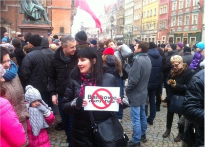 Frankowicze protestowali na wrocławskim Rynku (ZOBACZ)