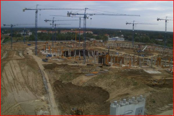 Wrocław 2012: Zobacz sobie stadion - Budowa stadionu na wrocławskich Maślicach (widok z kamery przemysłowej)