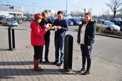 Setki pysznych pączków od Radia Wrocław (ZDJĘCIA) - 22