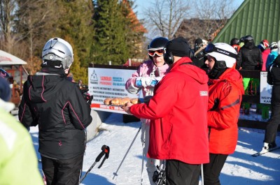 Setki pysznych pączków od Radia Wrocław (ZDJĘCIA) - 53