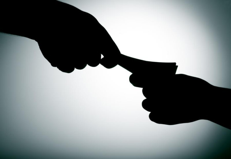 Inspektor nadzoru budowlanego brał łapówki (Posłuchaj) -