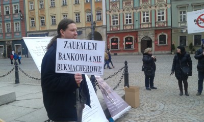 Zadłużeni we frankach znów protestowali (Foto) - 2