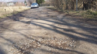 Policyjny konkurs na "najpiękniejsze" dziury drogowe - 1