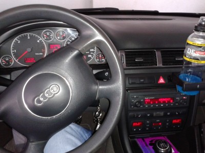 Skradziono auto ze sprzętem rehabilitacyjnym dla dziecka - 3