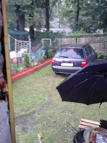 Skradziono auto ze sprzętem rehabilitacyjnym dla dziecka - 6