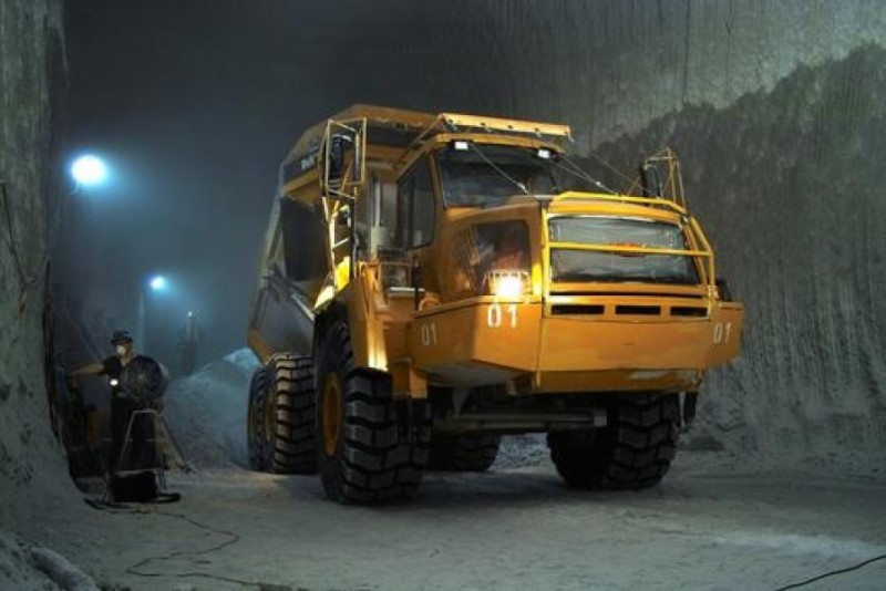 Lubin: Silny wstrząs. Jeden górnik poszkodowany - zdjęcie ilustracyjne; fot. kghm.pl