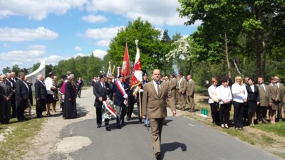 Leśnicy odsłonili pomnik ku czci pomordowanych przez OUN-UPA - 2