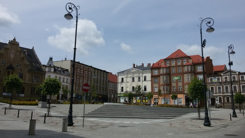 Wałbrzych: Chcą, by samochody wróciły do centrum - 