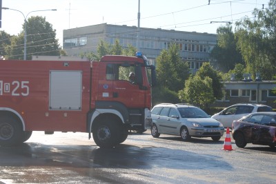 Potężna awaria wodociągowa we Wrocławiu (ZOBACZ ZDJĘCIA) - 13