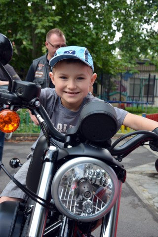 Wrocławscy Harleyowcy ruszyli na pomoc dzieciom z chorobą nowotworową (ZDJĘCIA) - 0