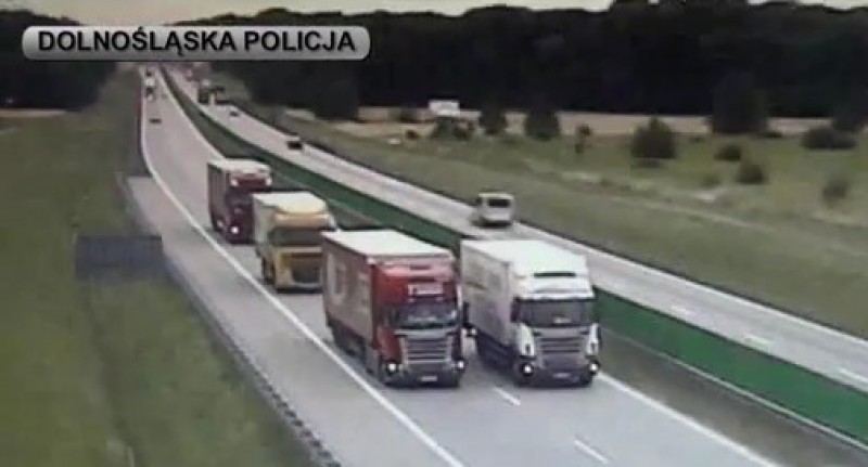 Autostrada A4: Kierowcy tirów na celowniku policji (FILM) - fot. KWP