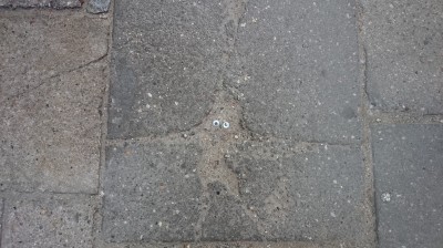 Dziura na dziurze, więc posadzili kwiatki (ZOBACZ ZDJĘCIA) - 4
