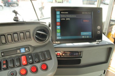 W Świebodzicach będą jeździć złotymi autobusami - 3
