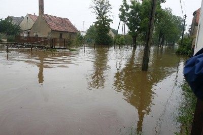 Dolny Śląsk: woda nadal groźna (Zobacz) - 32