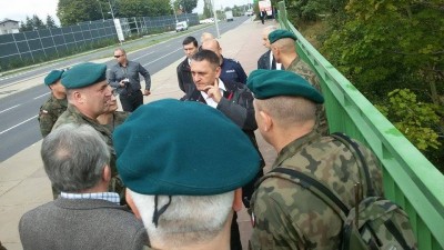 Wałbrzych: Wojsko na 65. kilometrze trasy kolejowej (FOTO)