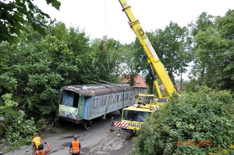 Ten pociąg już został znaleziony, a następne od lat czekają (ZOBACZ) - Zdjęcie: Stowarzyszenie Miłośników Kolei  Jaworzyna Śląska