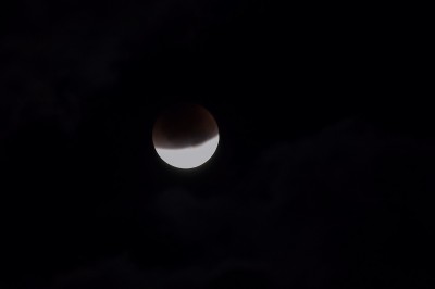 Na niebie pojawił się "krwawy" Księżyc (FOTO, WIDEO) - 1