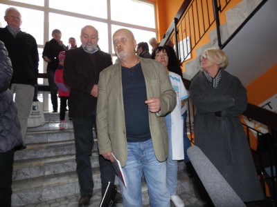 Jelenia Góra: W proteście wyszli przed szpital (FOTO) - 16