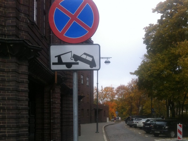 Znikające miejsca parkingowe na placu Muzealnym i ul. Łąkowej - 