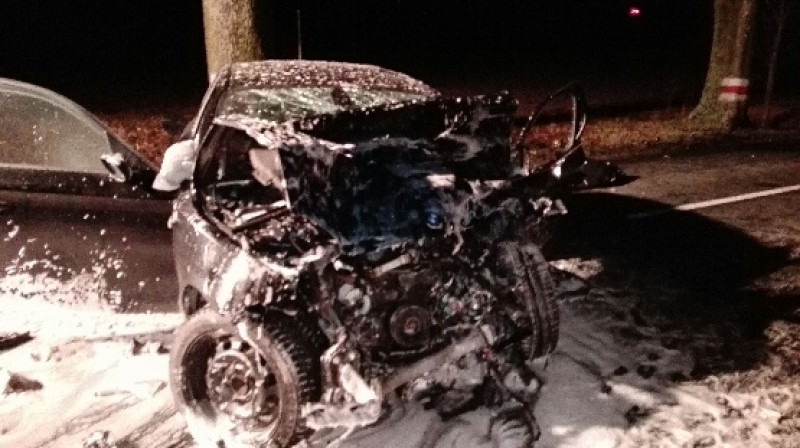 Wypadek koło Kamiennej Góry. Zginęły dwie osoby - fot. Piotr Słowiński
