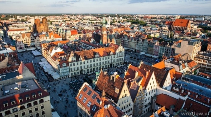 Polscy artyści na pomoc potrzebującym - fot. wroclaw.pl
