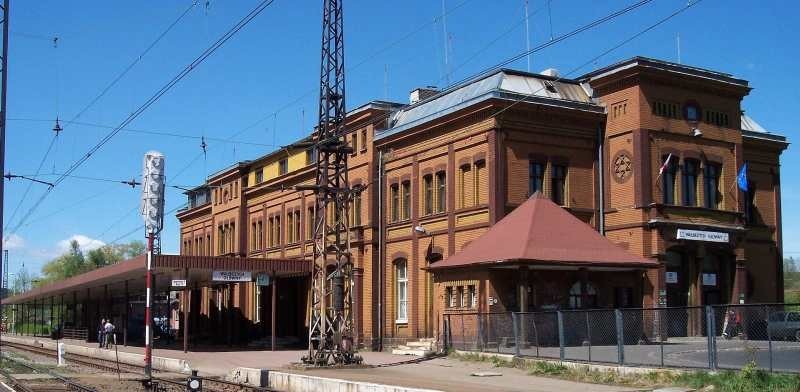 Utrudnienia kolejowe na trasie do Wałbrzycha - fot. Wikipedia/Jozef.dk