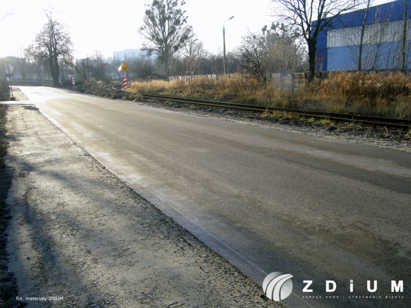 Dobiegły końca prace przy budowie ul. Armii Ludowej (FOTO) - fot. ZDiUM