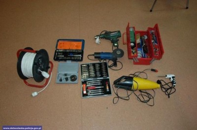 Włamywacze ukradli elektronarzędzia. Zatrzymała ich policja