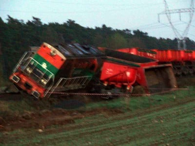 Wykolejony pociąg pod Polkowicami. Fatalny stan torów KGHM? (Zobacz) - 4