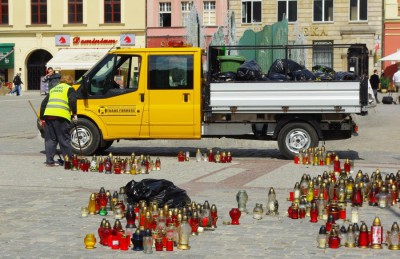 Smutny widok na wrocławskim Rynku - 1