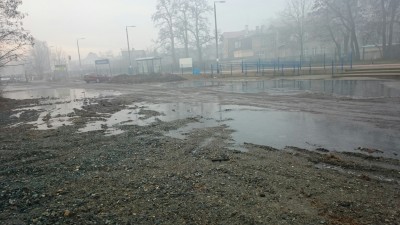 Błotniste dojście do dworca (REAKCJA24)   - 0