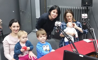 Za mamusię, za tatusia, i jeszcze raz - za dziadka