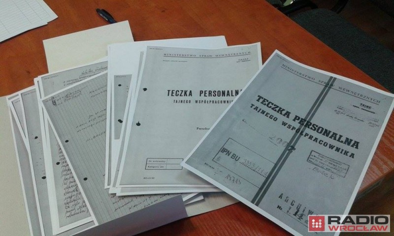 IPN udostępnił teczki z szafy Kiszczaka [ZDJĘCIA] - fot. Przemysław Gałecki