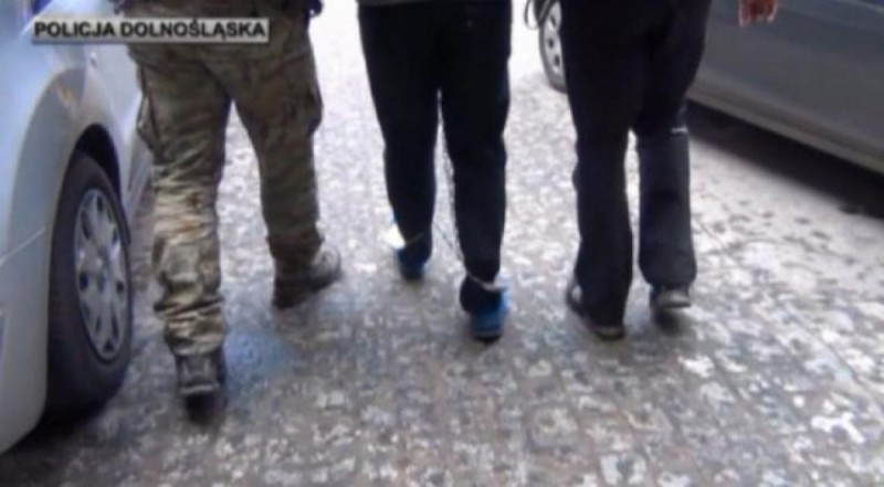 Napadał na banki z bronią w ręku. Trafił w ręce policji - KWP we Wrocławiu