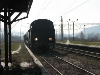 Pociąg z parowozem przemierzał Dolny Śląsk (Zobacz) - 1