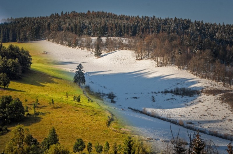 Zima się nie poddaje, ale wiosna już blisko [PROGNOZA] - fot. Radosław Pietraga
