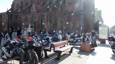 100 motocyklistek w różowych spódniczkach przejedzie przez Wrocław - 5