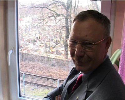 Legnica: pracownicy cmentarza chowali zwłoki depcząc po trumnie? (Posłuchaj) - 0