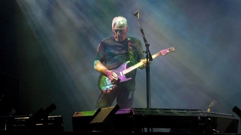 Potwierdziło się! David Gilmour wstrzymał inwestycję NFM - Na zdjęciu David Gilmour (fot. deep_schismic @ flickr)