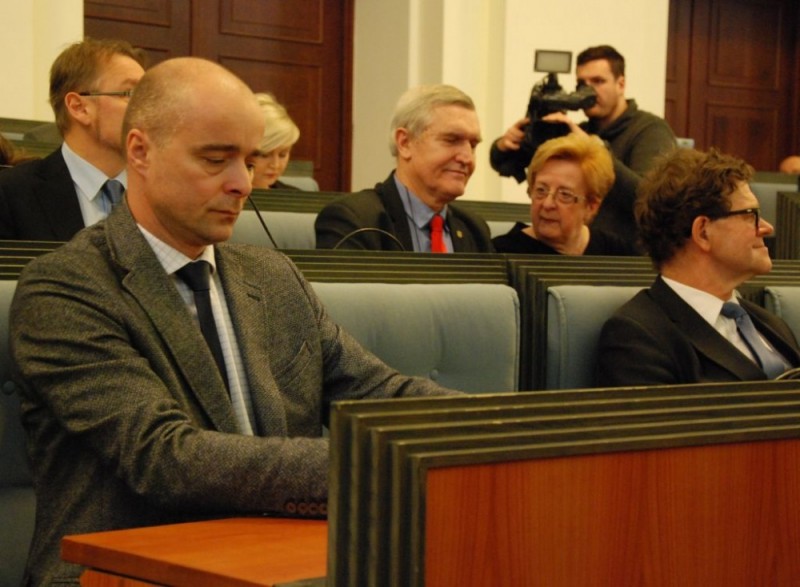 Sejmik województwa: "Rebelianci" opuścili klub Platformy - Michał Bobowiec (pierwszy z lewej)/fot. UMWD