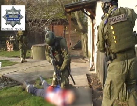 Fabryka amfetaminy zlikwidowana (Posłuchaj) - Fot. www.dolnoslaska.policja.gov.pl