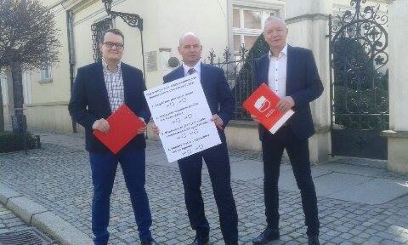 Lewica chce referendum w sprawie aborcji -