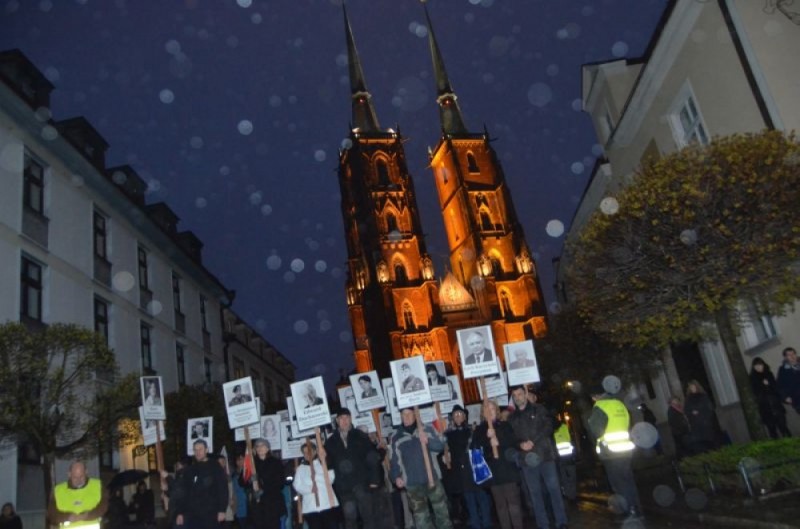 Obchody VI rocznicy tragedii smoleńskiej (ZDJĘCIA) - fot. Janusz Wolniak "Dolnośląska Solidarność"