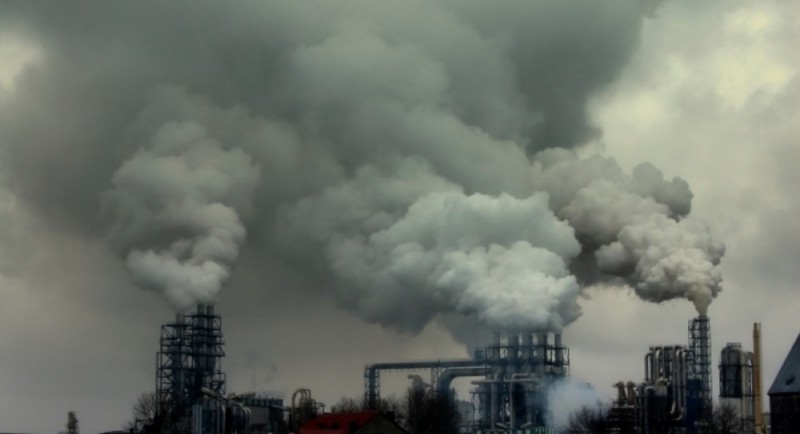 Ponad 40 tysięcy Polaków rocznie umiera z powodu zanieczyszczenia atmosfery - Smog (zdjęcie ilustracyjne)Foto: sxc.hu