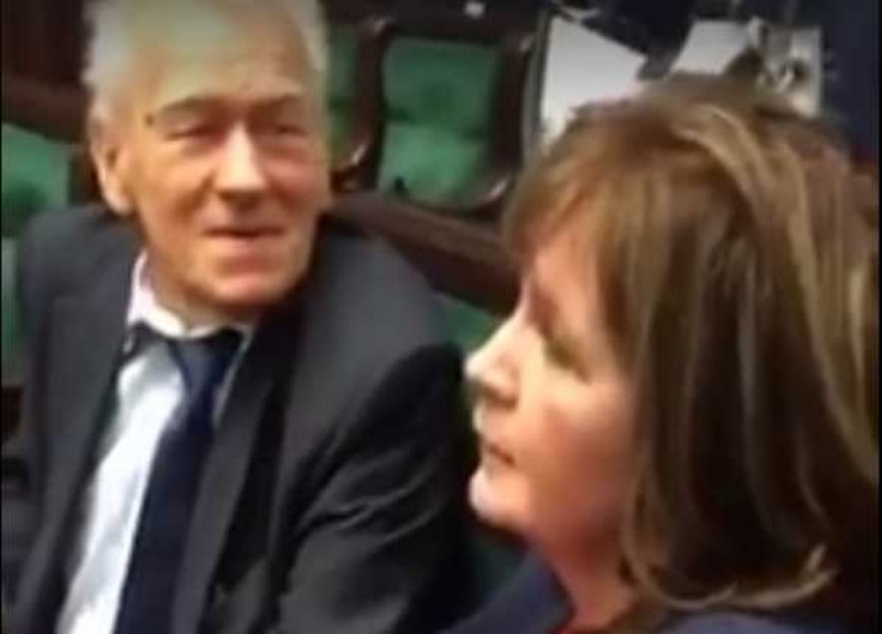 Kornel Morawiecki dla Radia Wrocław: "Chcieli mnie zawiesić, więc sam wyszedłem" [ZOBACZ WIDEO] - Kadr z filmu, który opublikowała Agnieszka Pomaska