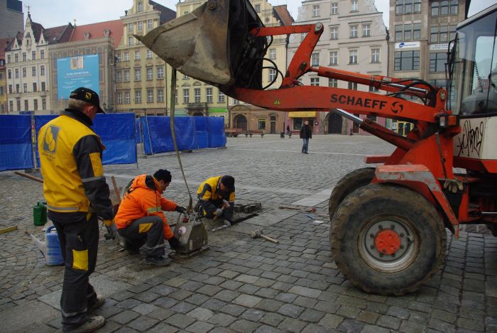 Trwa odnawianie wrocławskiego Rynku - Fot. Katarzyna Górowicz