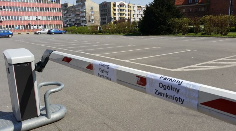 Zamiast miejsc parkingowych wielki biurowiec w centrum Wrocławia -