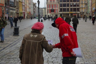 Akcja pomocy dla ofiar katastrofy śmigłowca (Zobacz) - 0