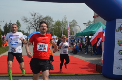 Prawie 800 osób uczciło na sportowo święto 3 Maja w Kobierzycach - 12